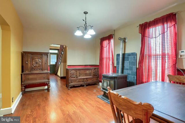 402 S PENN ST, Shippensburg, PA 17257