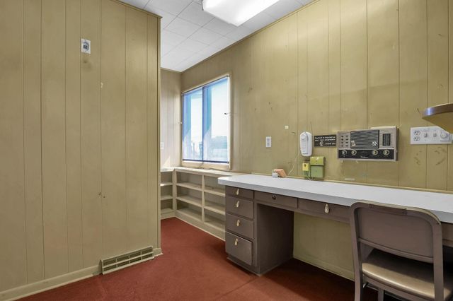 3049 Cleveland Avenue, Columbus, OH 43224