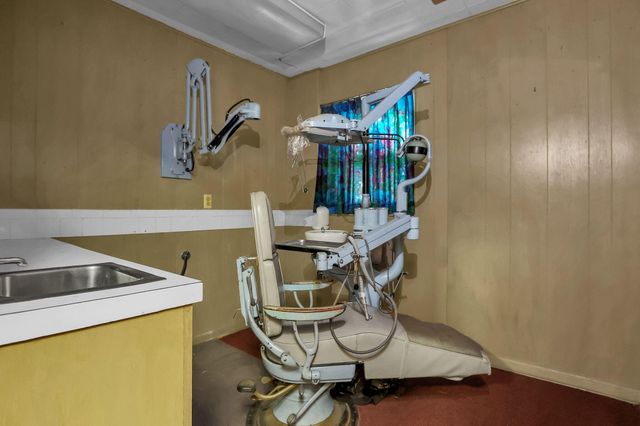 3049 Cleveland Avenue, Columbus, OH 43224