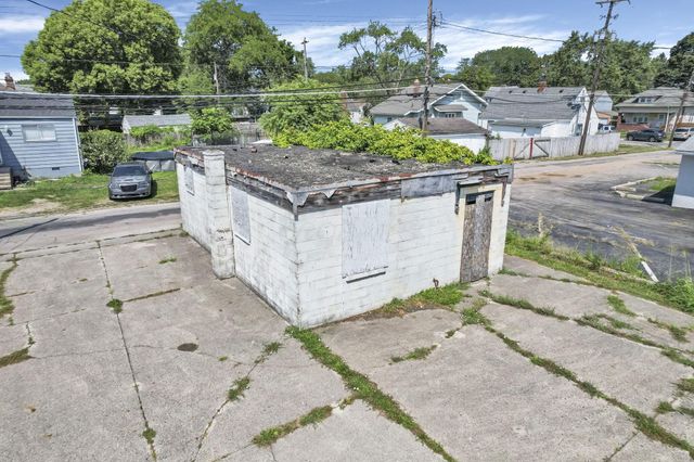 3049 Cleveland Avenue, Columbus, OH 43224