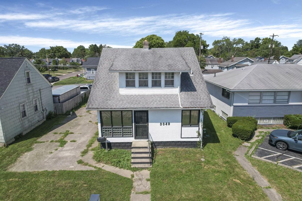 3049 Cleveland Avenue, Columbus, OH 43224