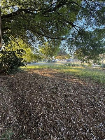 13802 2nd ST, Fort Myers, FL 33905