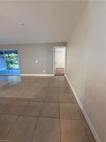 13802 2nd ST, Fort Myers, FL 33905