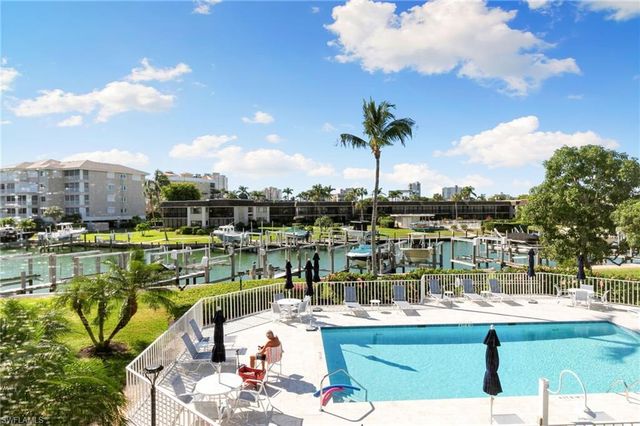 900 Collier CT # 106, Marco Island, FL 34145