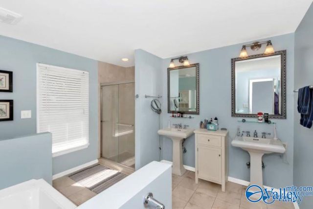 1302 Cleermont Drive, Huntsville, AL 35801