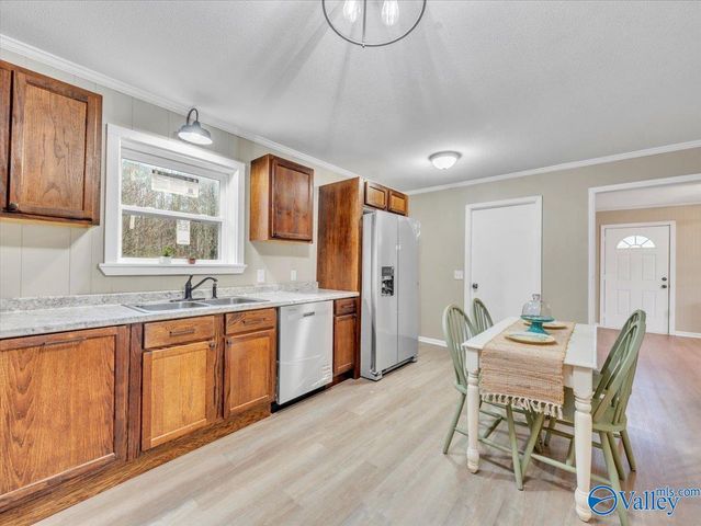 3695 County Road 102, Rainsville, AL 35986