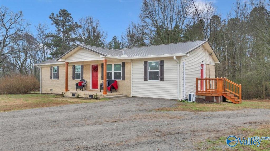 3695 County Road 102, Rainsville, AL 35986