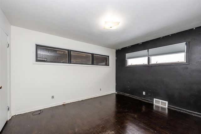 1313 South Street, Niles, MI 49120