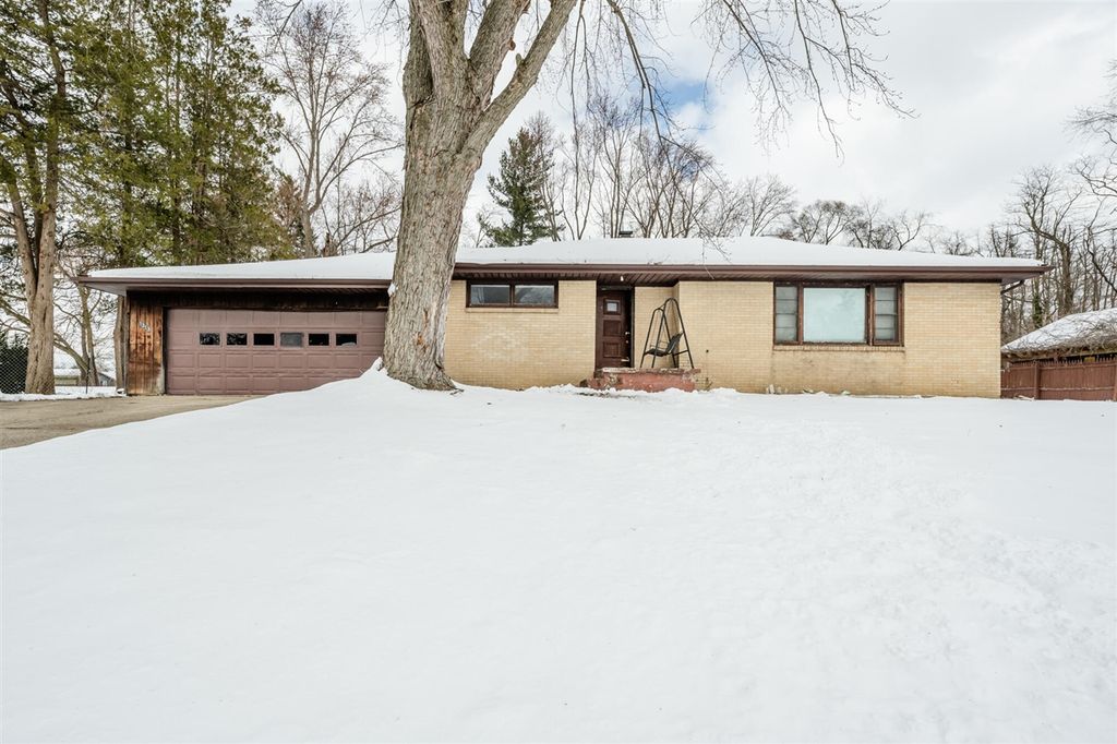 1313 South Street, Niles, MI 49120