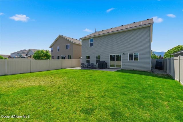 2111 W Calawah AVE, Post Falls, ID 83854