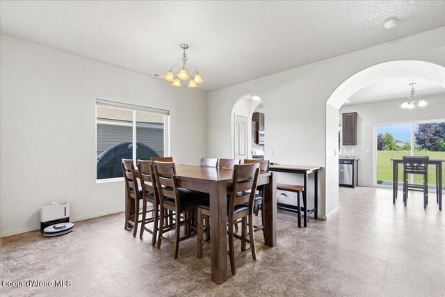 2111 W Calawah AVE, Post Falls, ID 83854