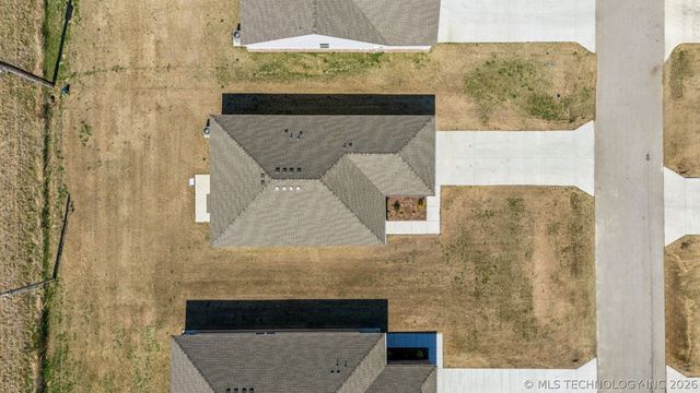 715 N Dogwood Avenue, Beggs, OK 74421