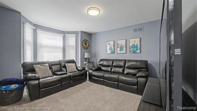 43662 Vintners Place Drive, Sterling Heights, MI 48314
