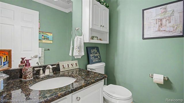 43662 Vintners Place Drive, Sterling Heights, MI 48314