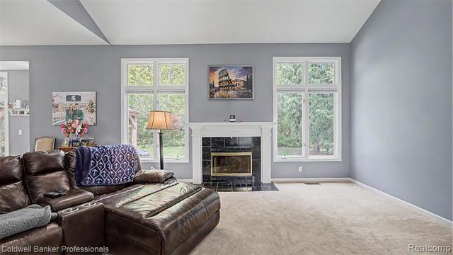 43662 Vintners Place Drive, Sterling Heights, MI 48314