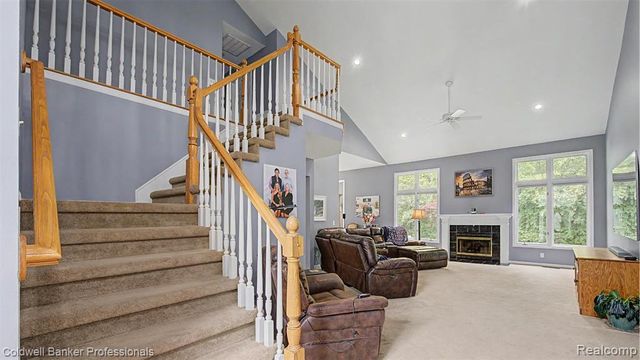 43662 Vintners Place Drive, Sterling Heights, MI 48314