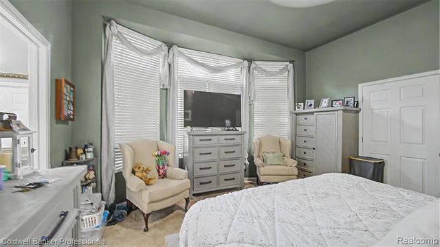 43662 Vintners Place Drive, Sterling Heights, MI 48314