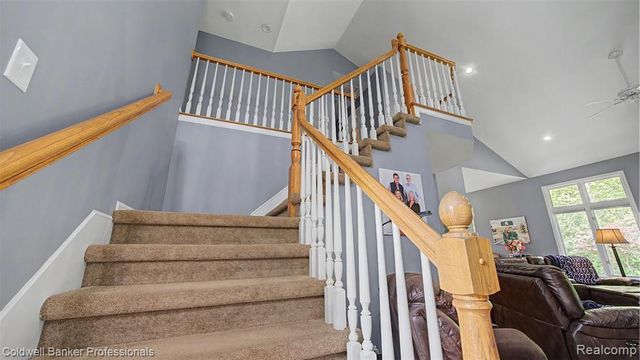 43662 Vintners Place Drive, Sterling Heights, MI 48314