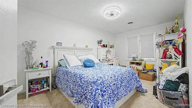 43662 Vintners Place Drive, Sterling Heights, MI 48314