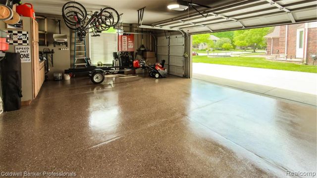 43662 Vintners Place Drive, Sterling Heights, MI 48314