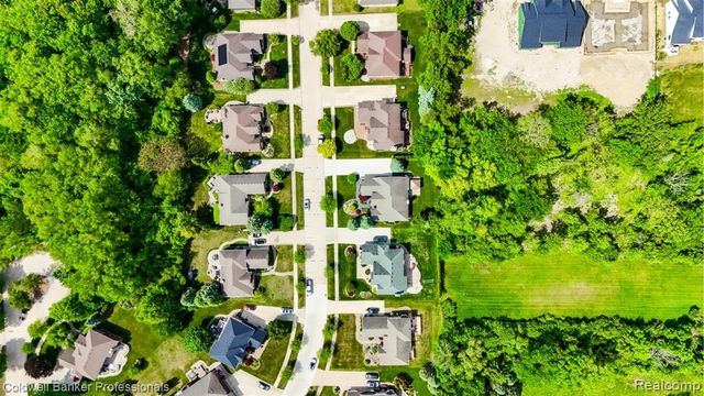 43662 Vintners Place Drive, Sterling Heights, MI 48314
