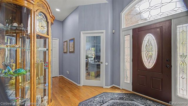 43662 Vintners Place Drive, Sterling Heights, MI 48314