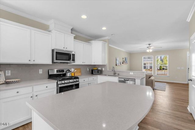4909 Crescent Square Street, Raleigh, NC 27616
