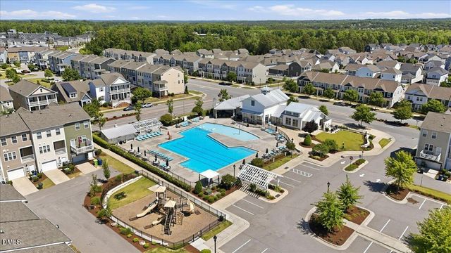 4909 Crescent Square Street, Raleigh, NC 27616