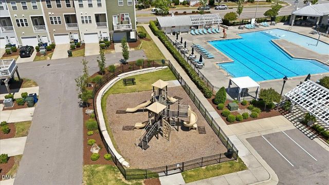 4909 Crescent Square Street, Raleigh, NC 27616