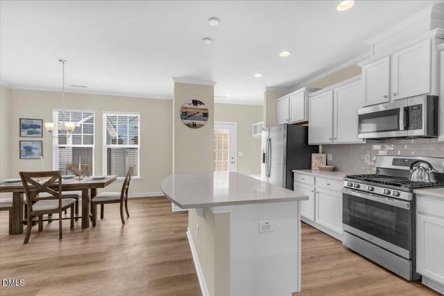 4909 Crescent Square Street, Raleigh, NC 27616