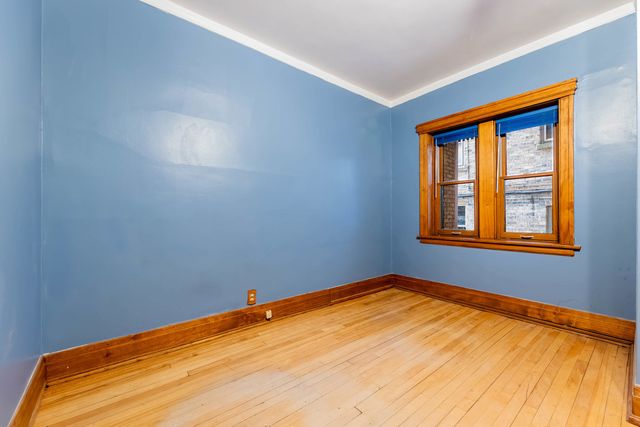 116 S East Avenue 1E, Oak Park, IL 60302