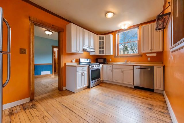 116 S East Avenue 1E, Oak Park, IL 60302