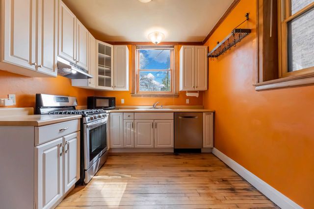 116 S East Avenue 1E, Oak Park, IL 60302