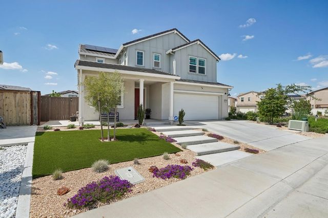 6104 Blue Dog Dr, Roseville, CA 95747