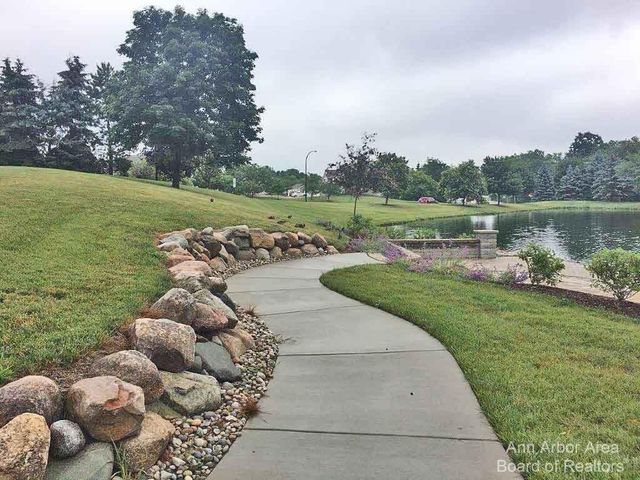 1573 Oakfield Drive, Ann Arbor, MI 48108