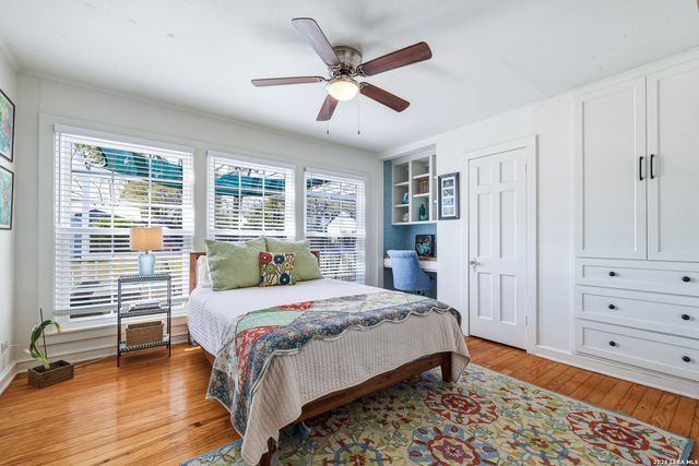 1942 flamingo, San Antonio, TX 78209