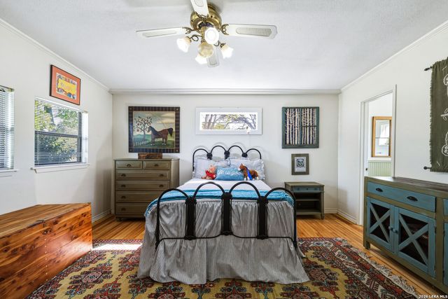 1942 flamingo, San Antonio, TX 78209