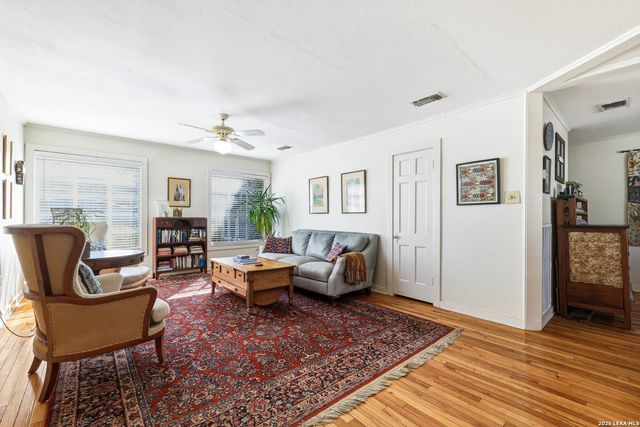 1942 flamingo, San Antonio, TX 78209