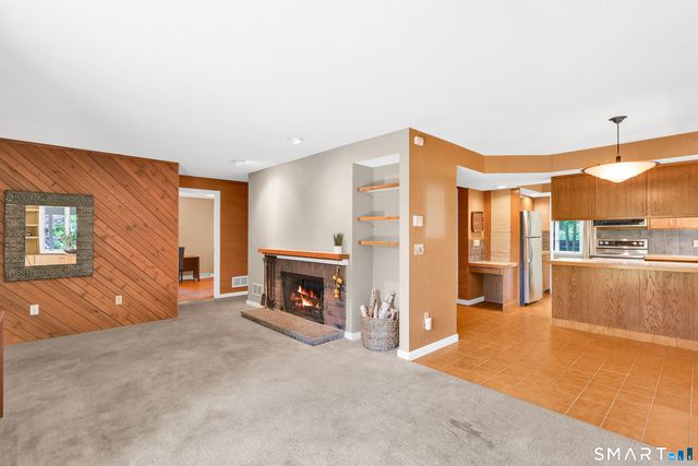 30 Sass Drive, Manchester, CT 06042