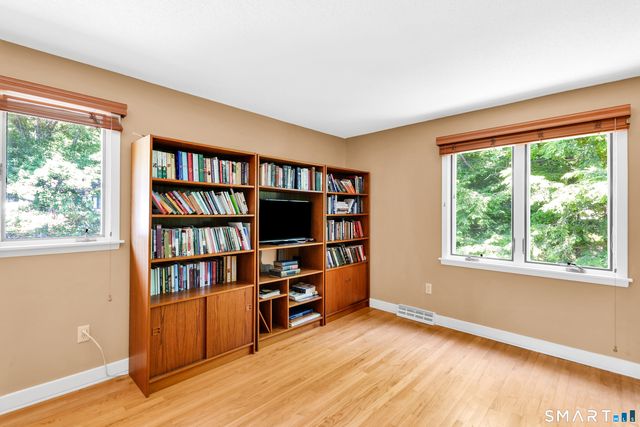 30 Sass Drive, Manchester, CT 06042