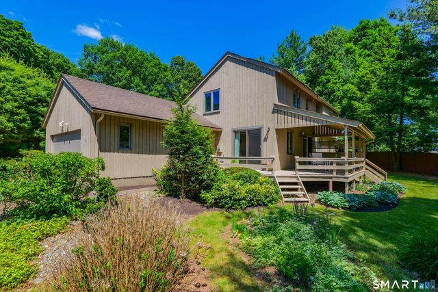 30 Sass Drive, Manchester, CT 06042