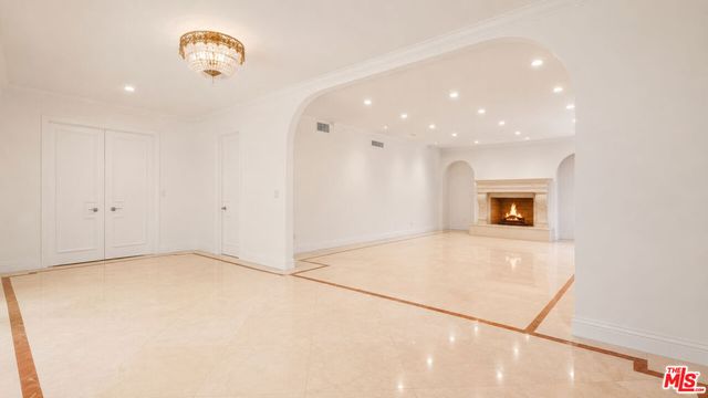 1856 Loma Vista Drive, Beverly Hills, CA 90210
