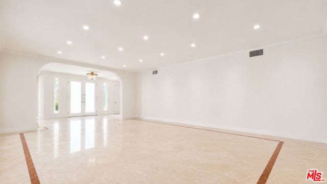 1856 Loma Vista Drive, Beverly Hills, CA 90210