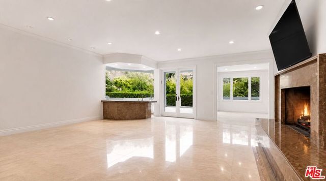 1856 Loma Vista Drive, Beverly Hills, CA 90210