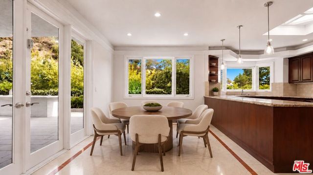 1856 Loma Vista Drive, Beverly Hills, CA 90210