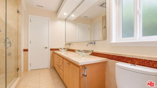 1856 Loma Vista Drive, Beverly Hills, CA 90210