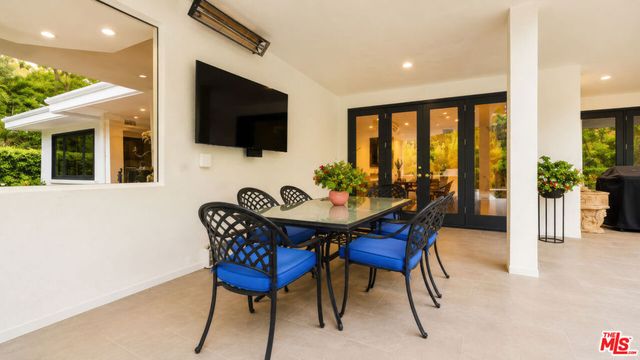 1856 Loma Vista Drive, Beverly Hills, CA 90210