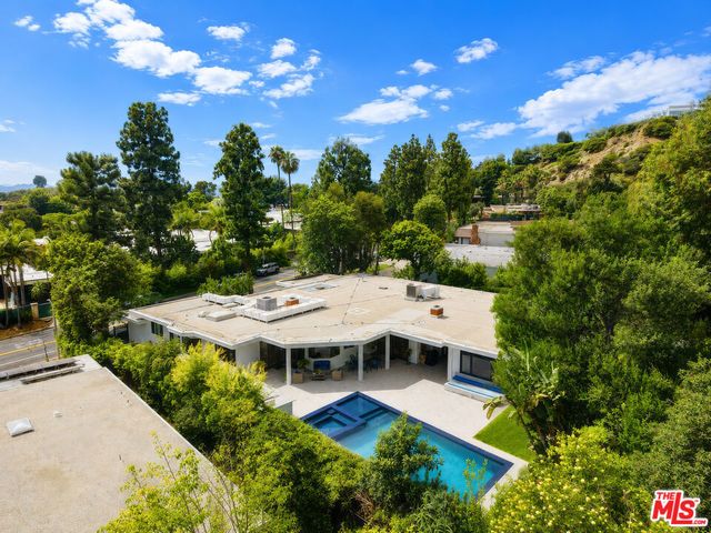 1856 Loma Vista Drive, Beverly Hills, CA 90210
