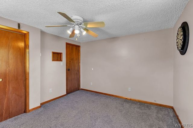 8801 Chestnut Ridge Road, Royalton, NY 14067