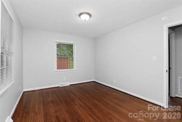 11228 Gladewater Drive, Matthews, NC 28105
